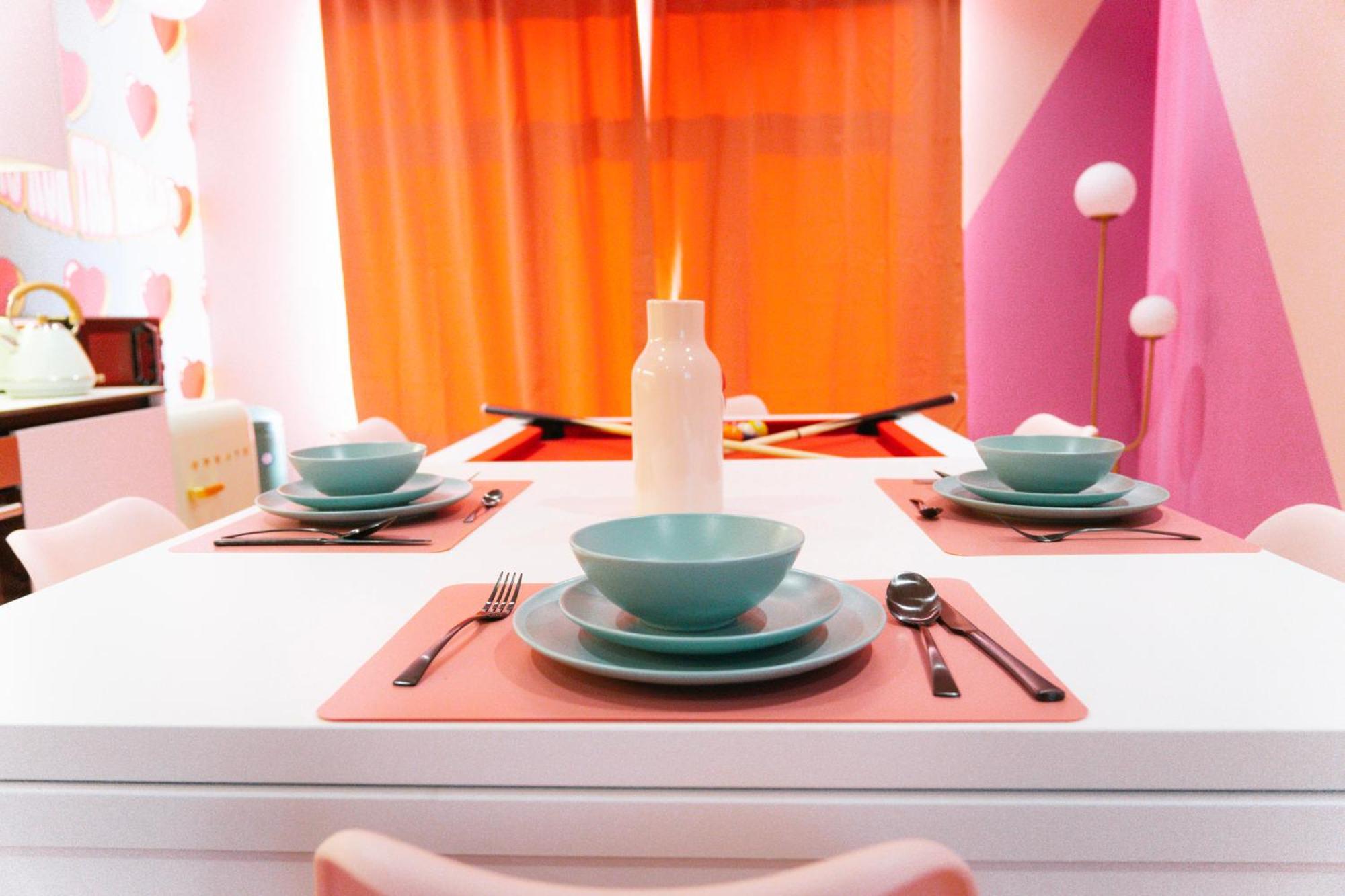 Apartment Capsule Girl Power - Balneo - Sauna - Karaoke - Billard - 2 *